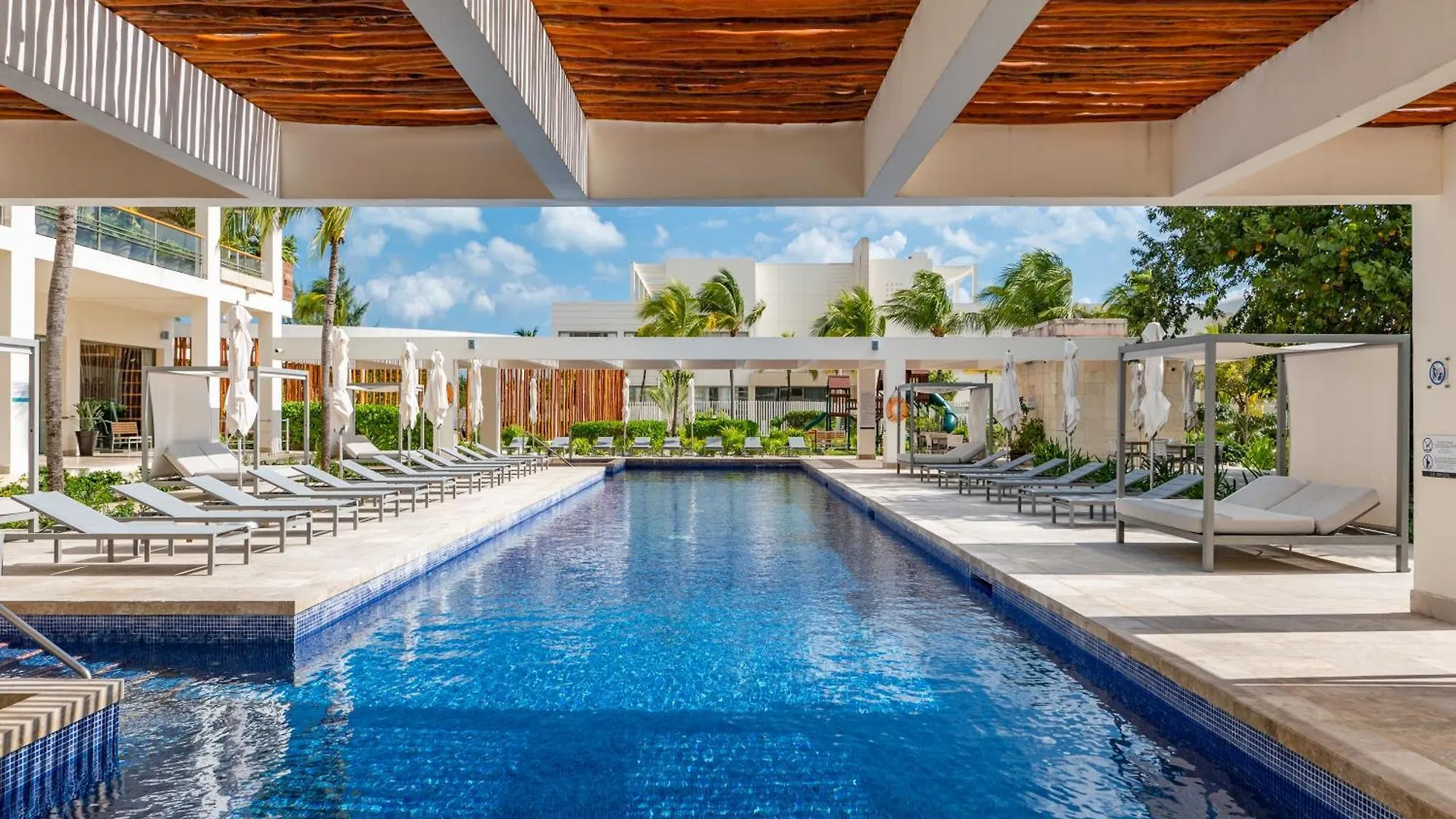 Departamento Exclusivo Con Playa Privada - La Amada, Cancun Apartment