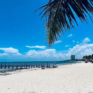 Punta Me & In Punta Sam Ferry Beach Cancun
